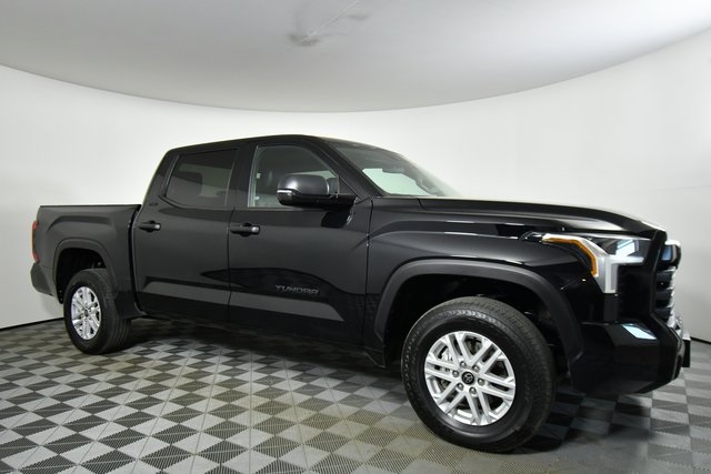 2024 Toyota Tundra SR5 photo 7
