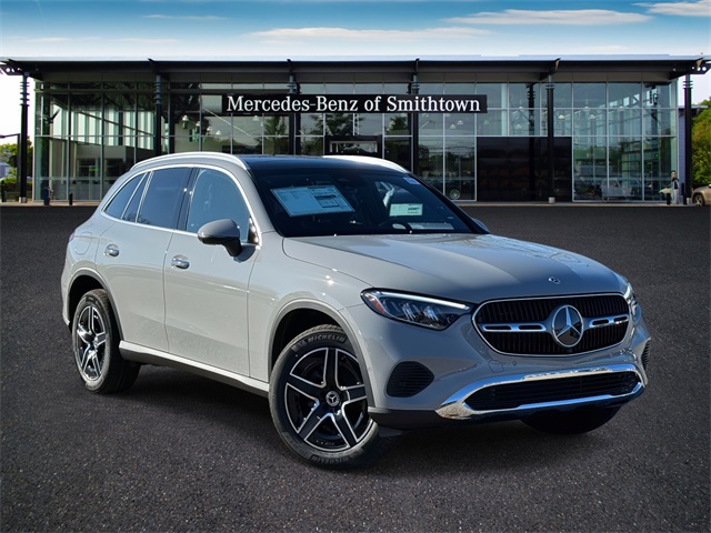 2026 Mercedes-Benz GLC Base's photo