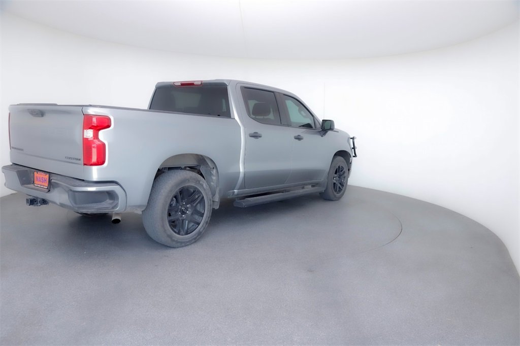 2023 Chevrolet Silverado Custom photo 7