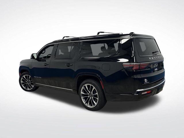 2023 Jeep Wagoneer L Series III photo 3