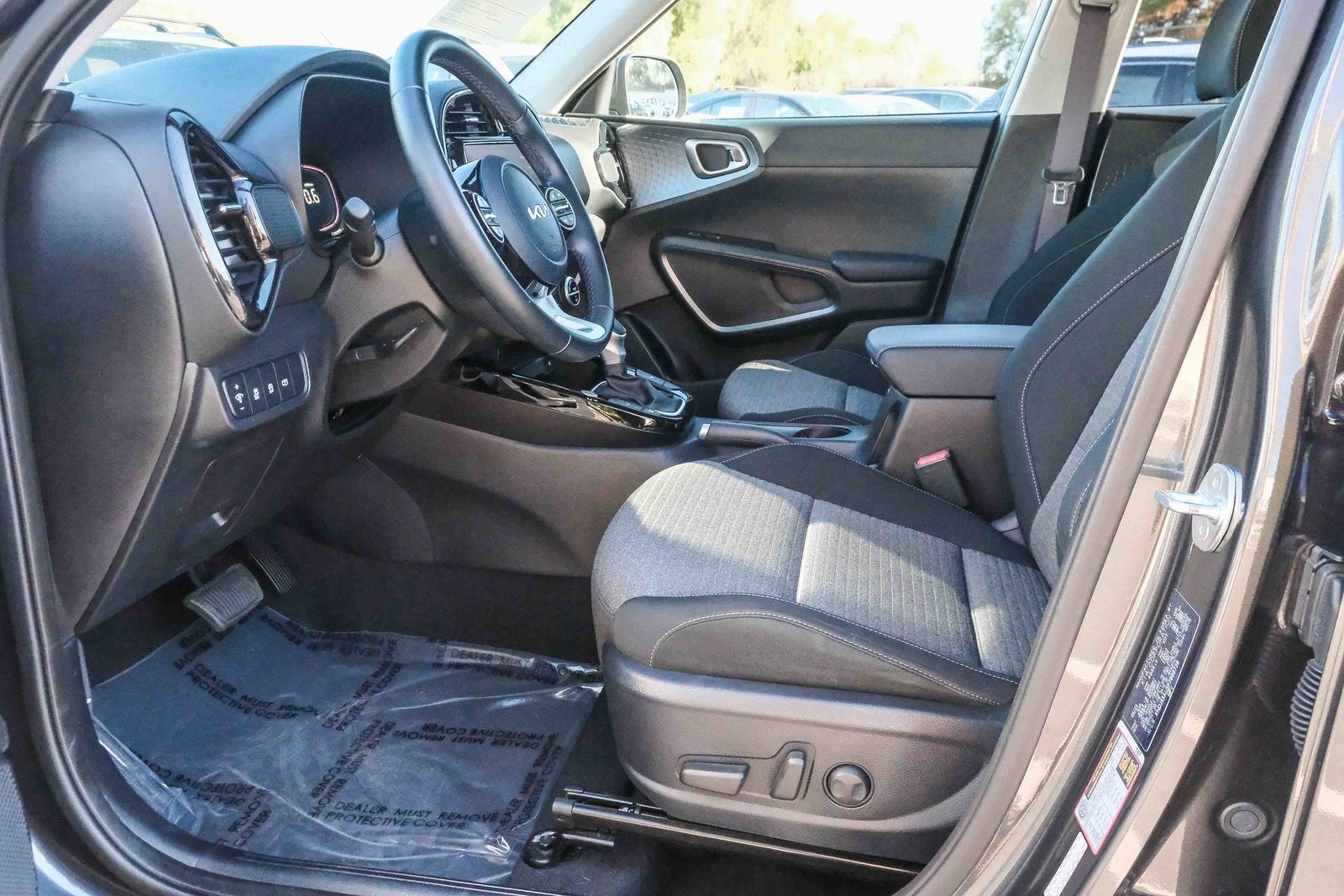 2023 Kia Soul EX photo 18