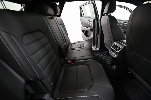 2024 Volkswagen Atlas Cross Sport SEL R-Line photo 21