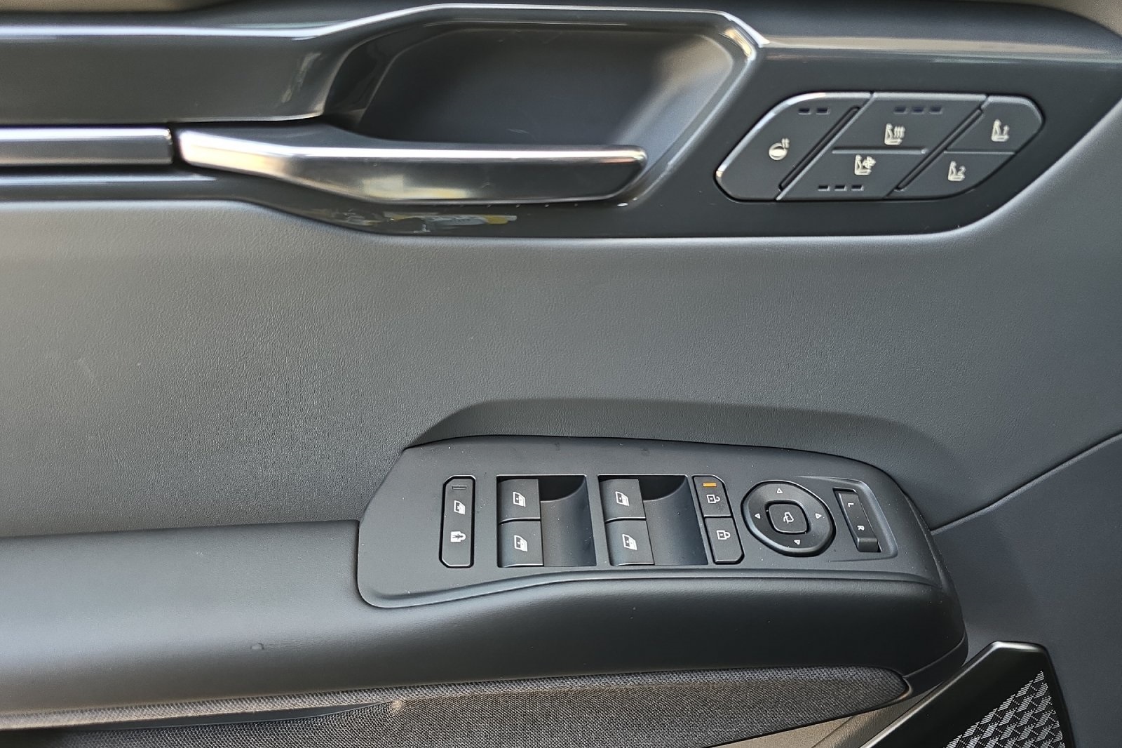 2026 Kia EV9 Land photo 7