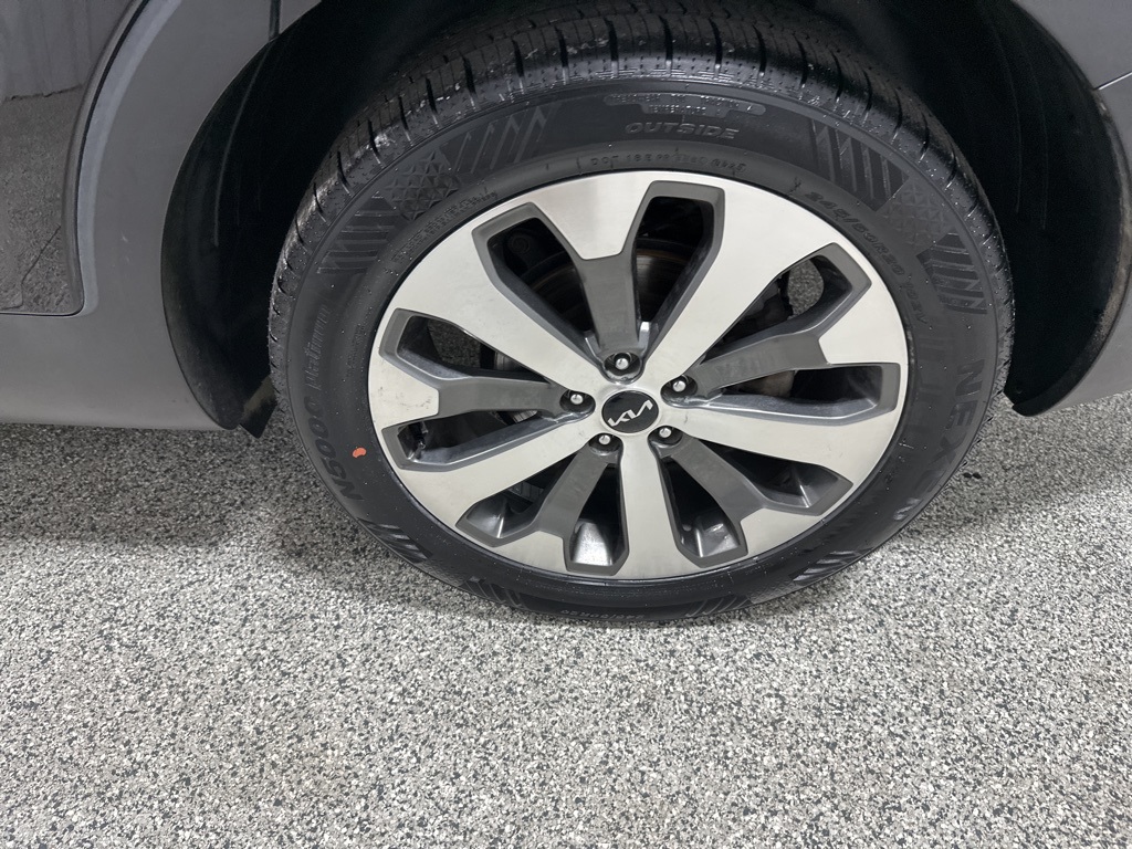 2022 Kia Telluride S photo 6