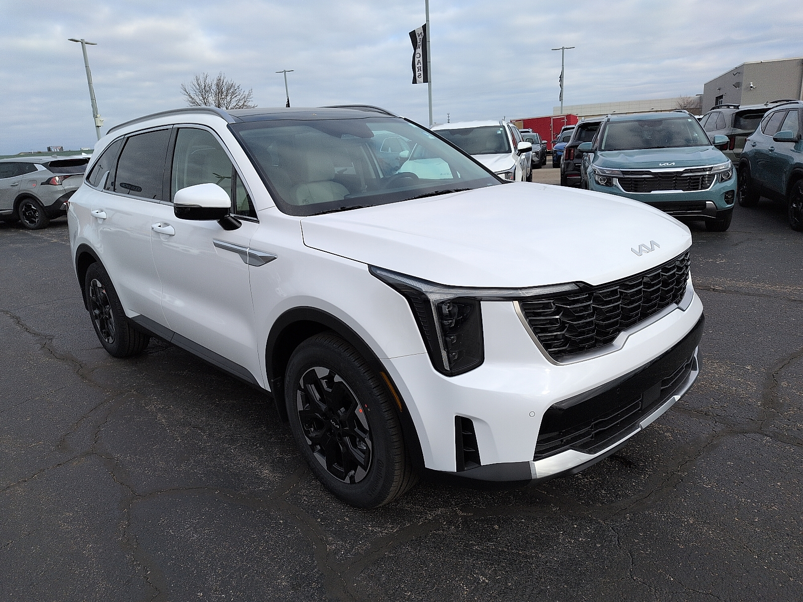 2026 Kia Sorento S's photo