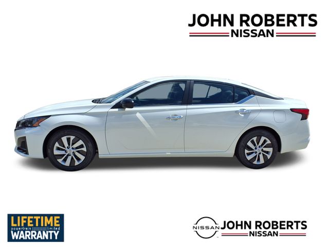2025 Nissan Altima 2.5 S photo 2