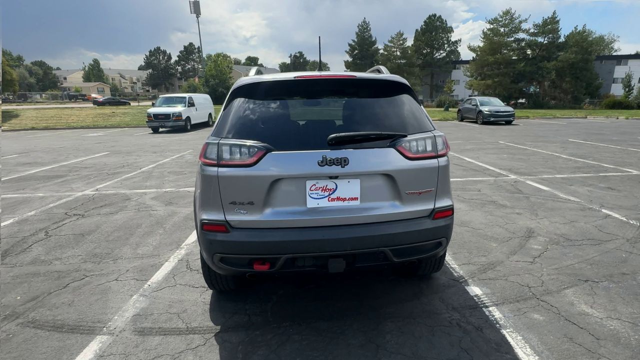 2019 Jeep Cherokee Trailhawk photo 3