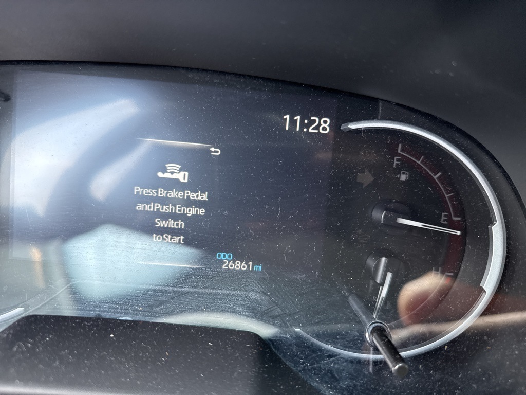 2022 Toyota RAV4 Limited photo 3