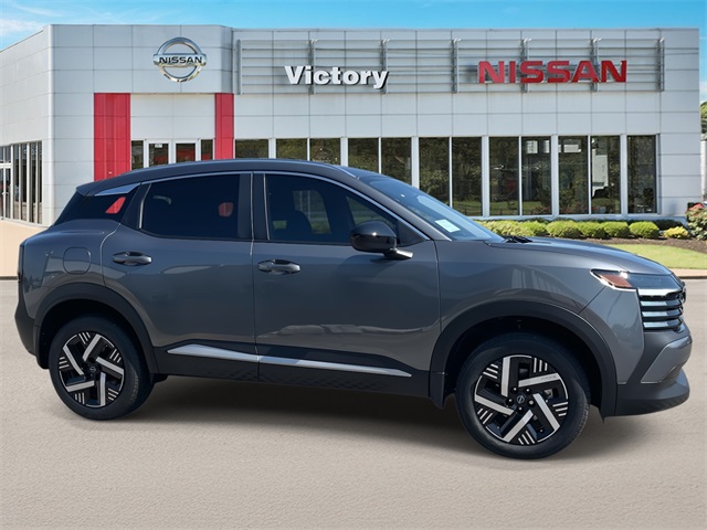 2026 Nissan Kicks SV photo 2