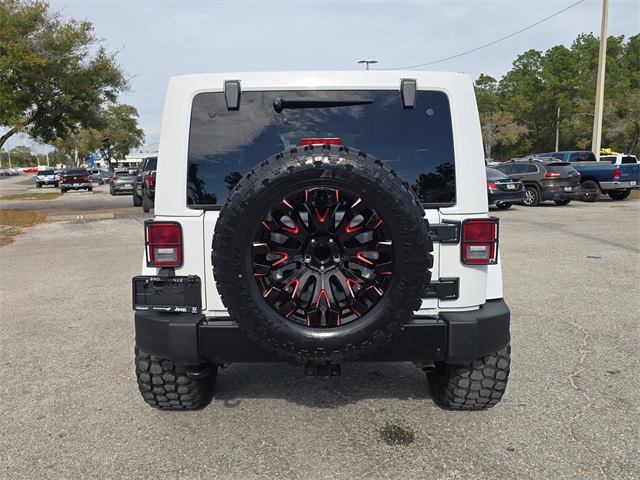 2018 Jeep Wrangler Unlimited Altitude photo 4