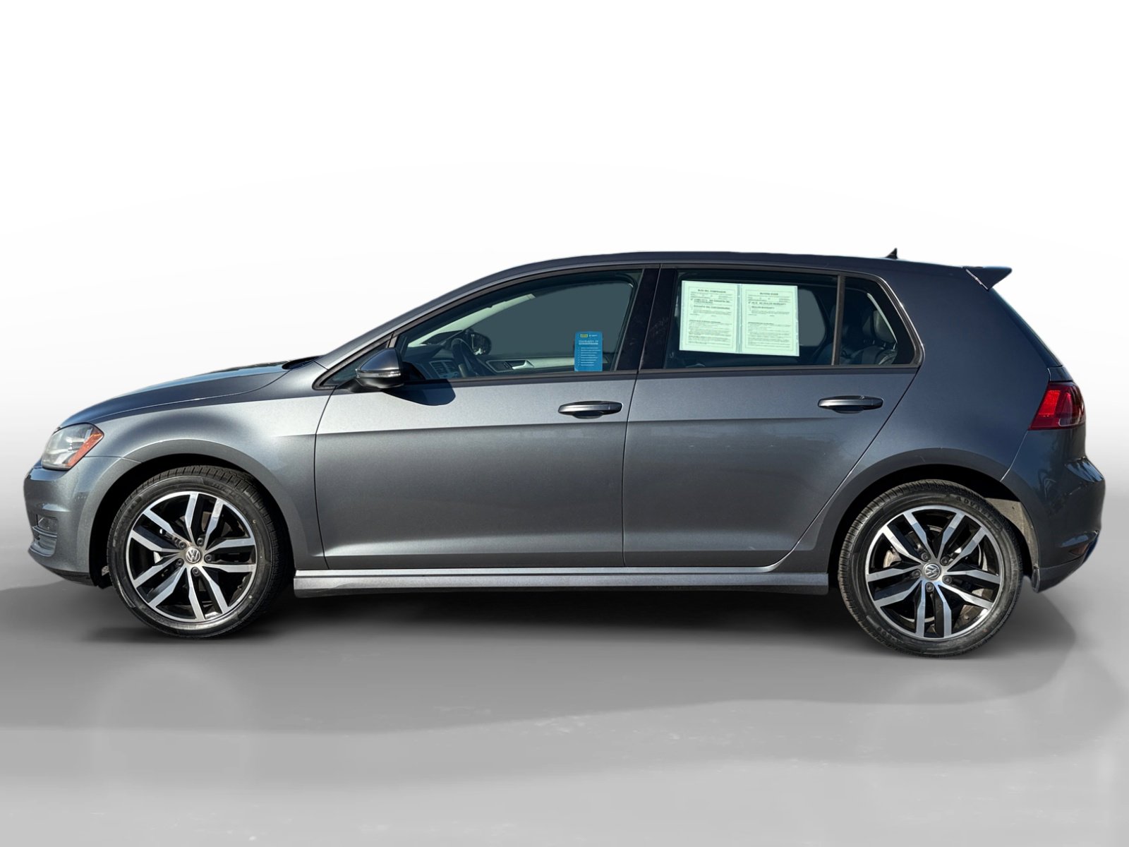 2015 Volkswagen Golf TSI SE photo 2