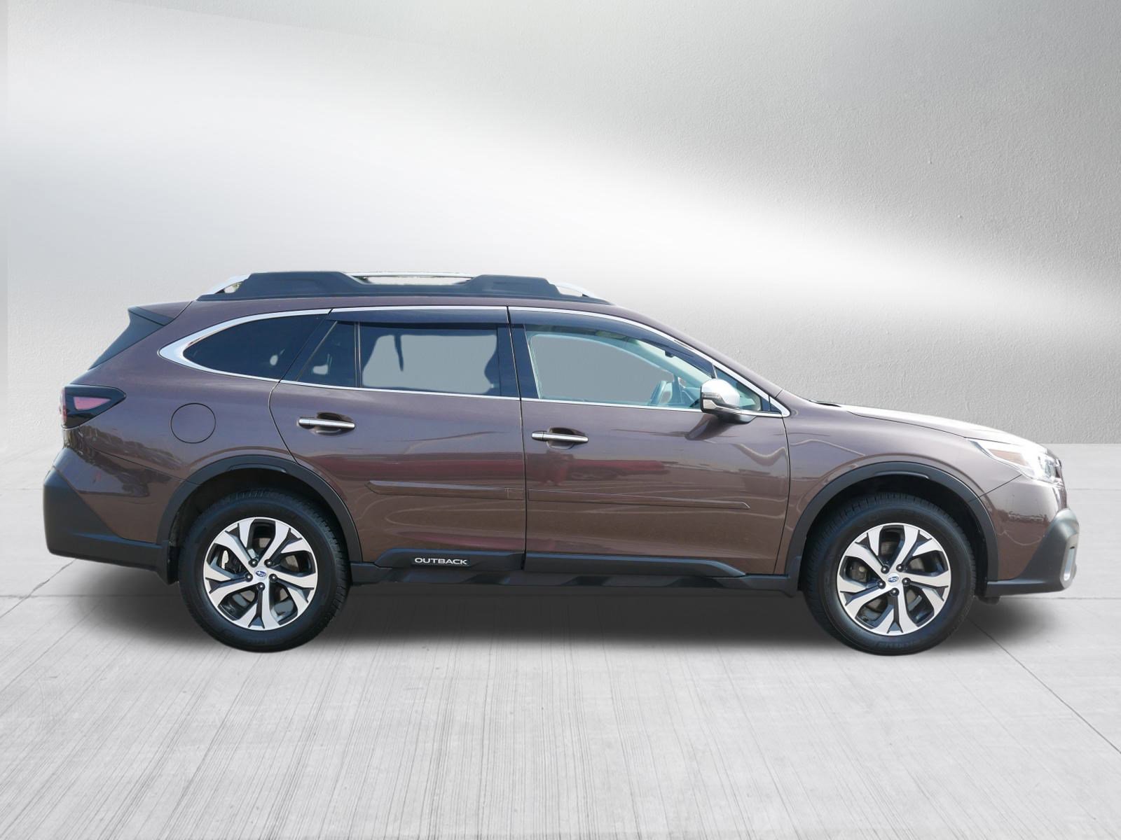 2020 Subaru Outback Touring photo 8