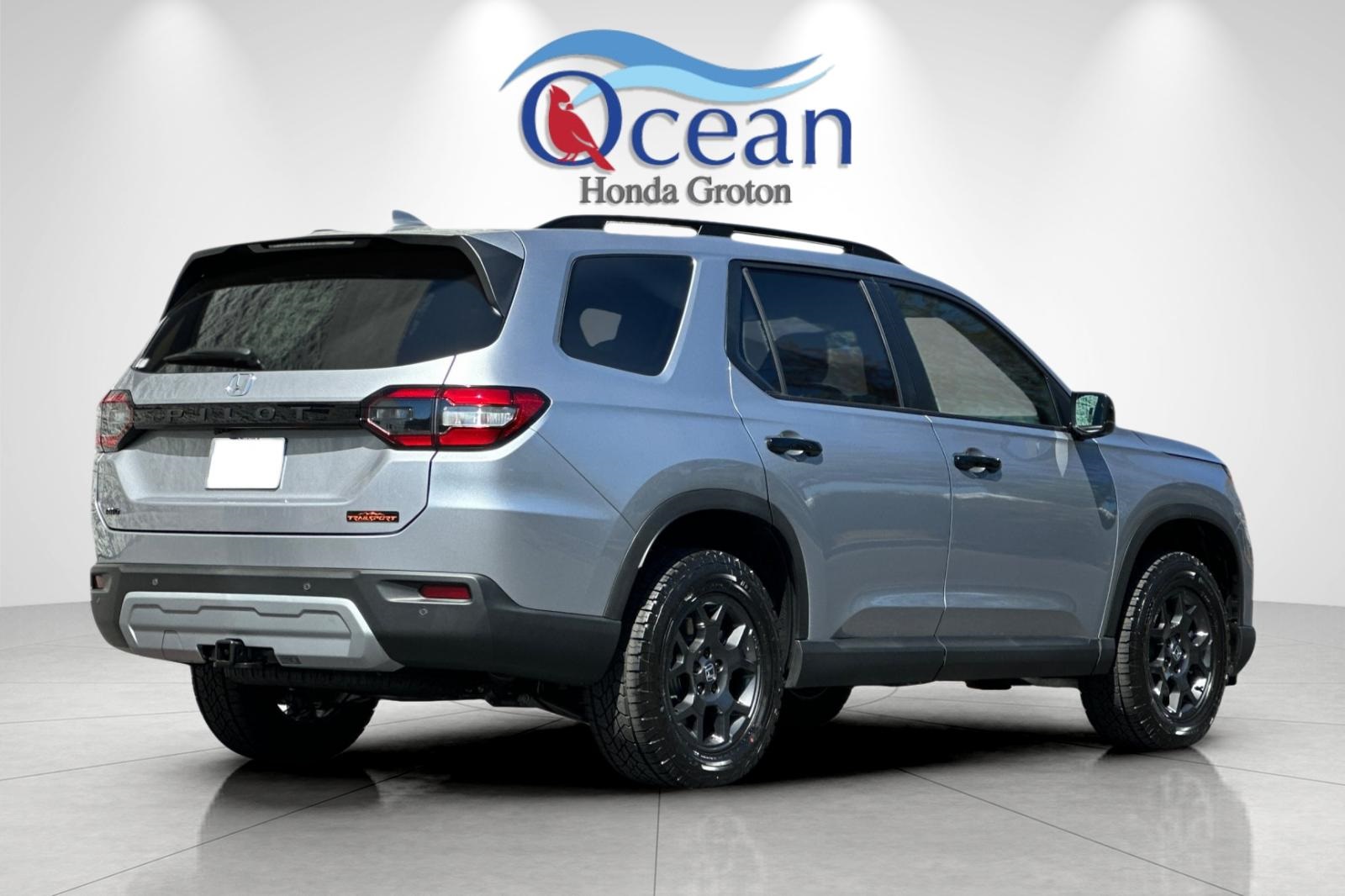 2025 Honda Pilot TrailSport photo 4