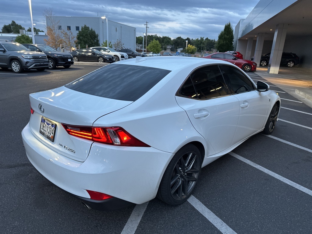 2014 Lexus IS 250 photo 3