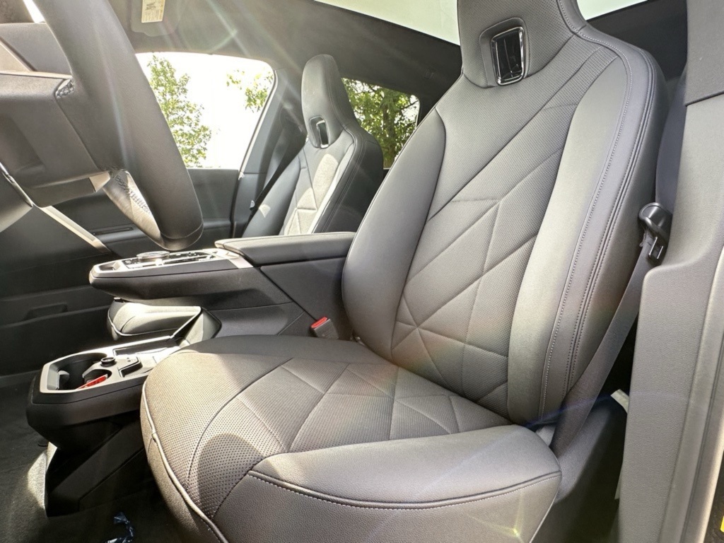 2025 Bmw iX photo 14