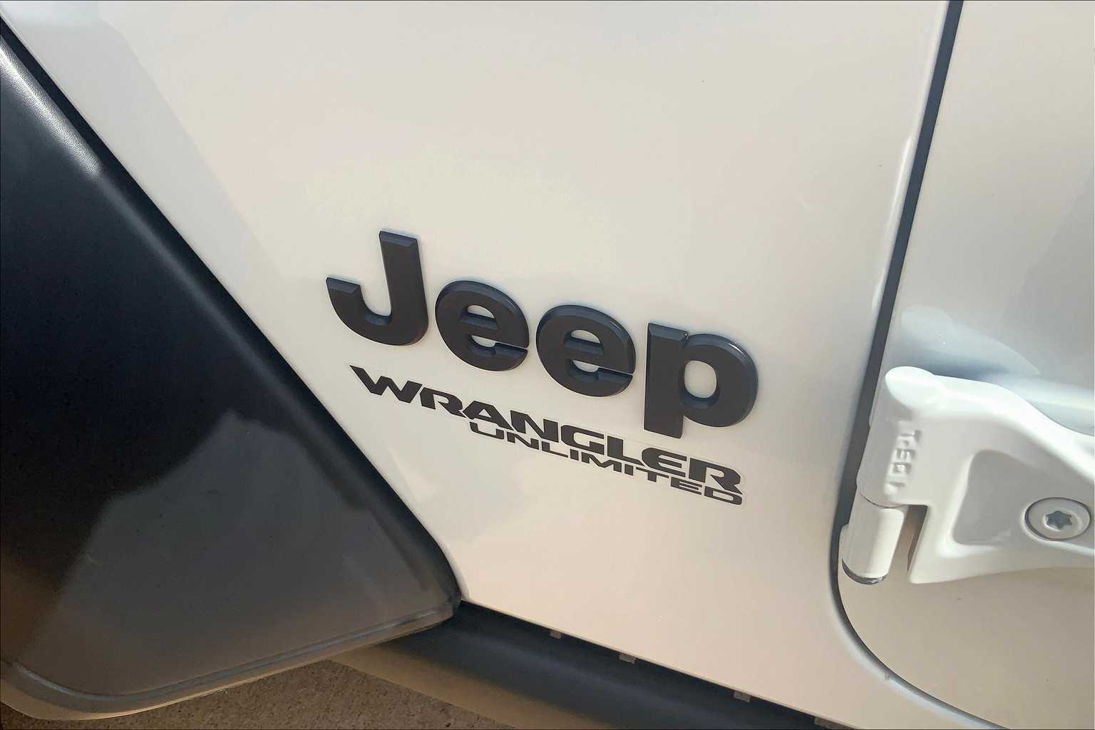 2020 Jeep Wrangler Unlimited Willys photo 31