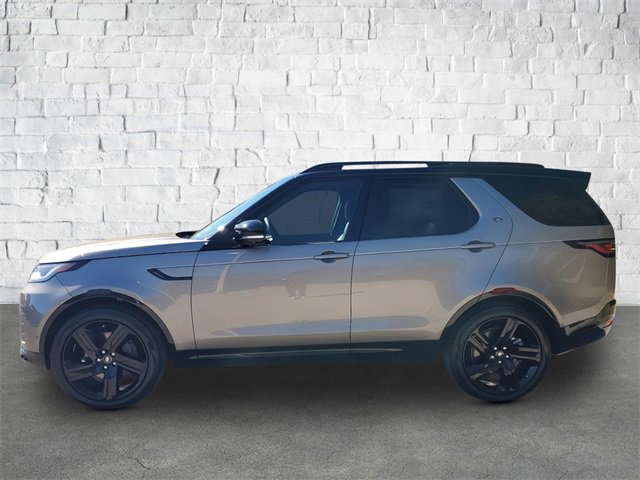 2025 Land Rover Discovery SE photo 3