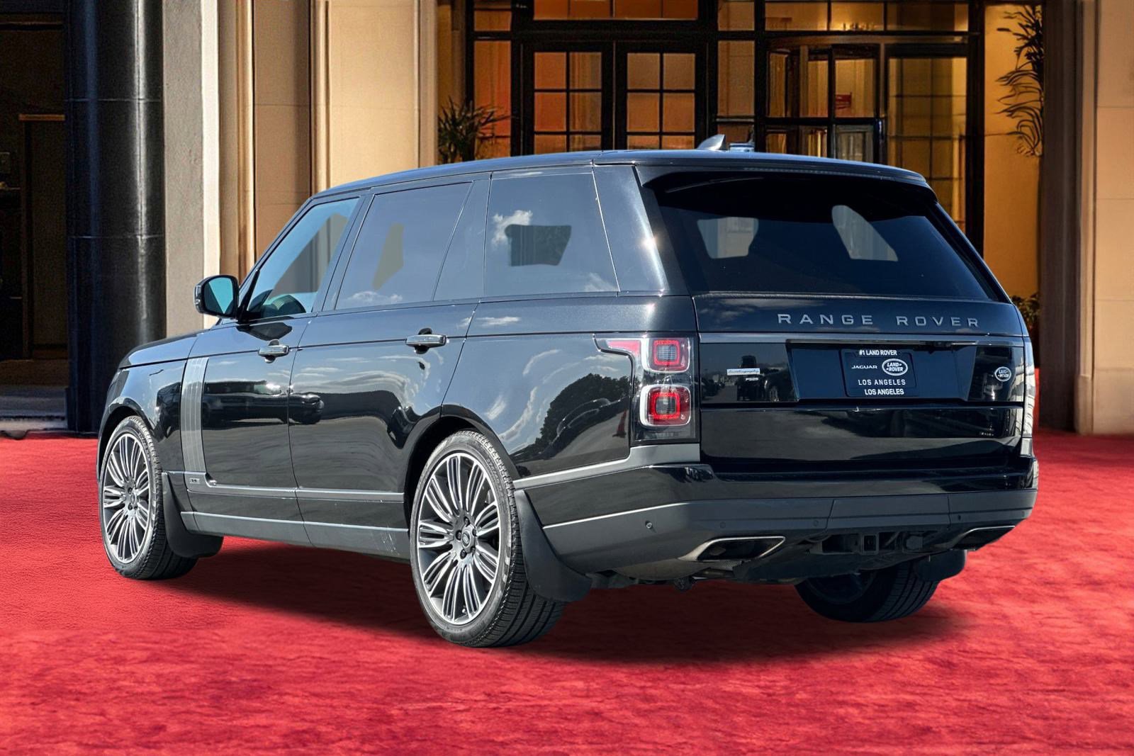 2020 Land Rover Range Rover Autobiography photo 2