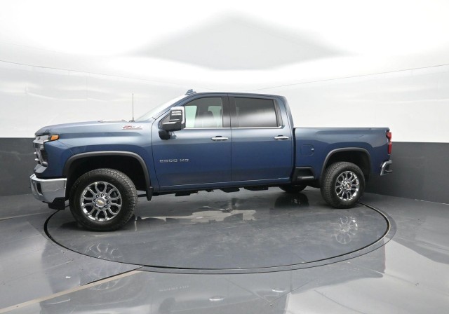 2026 Chevrolet Silverado 2500HD LTZ's photo