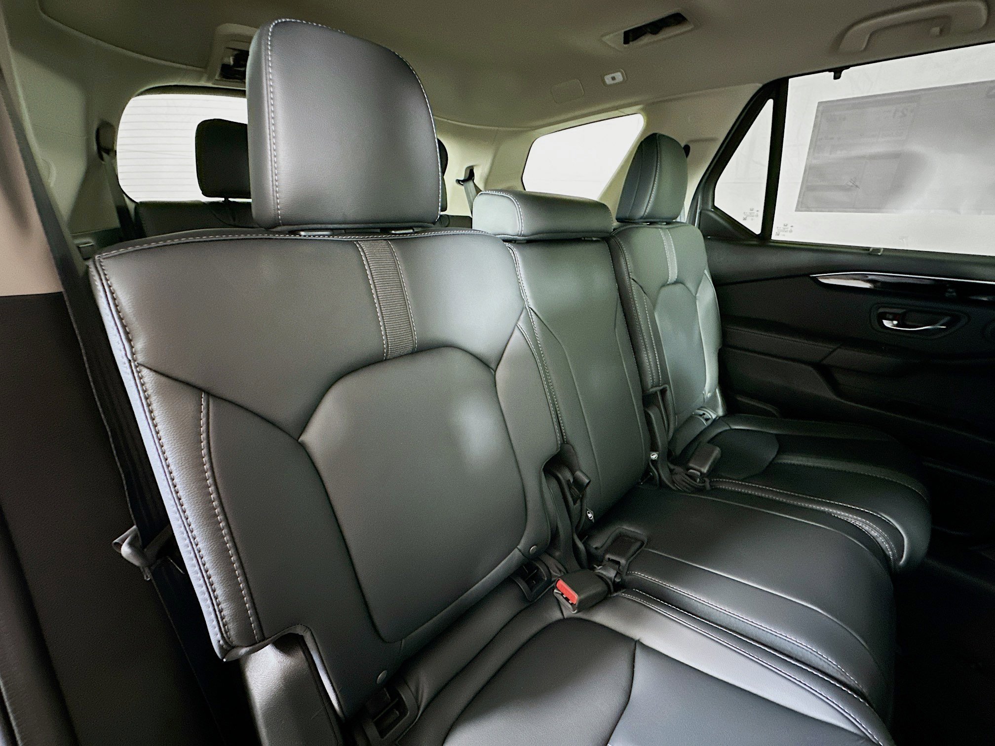2025 Honda Pilot Touring photo 26