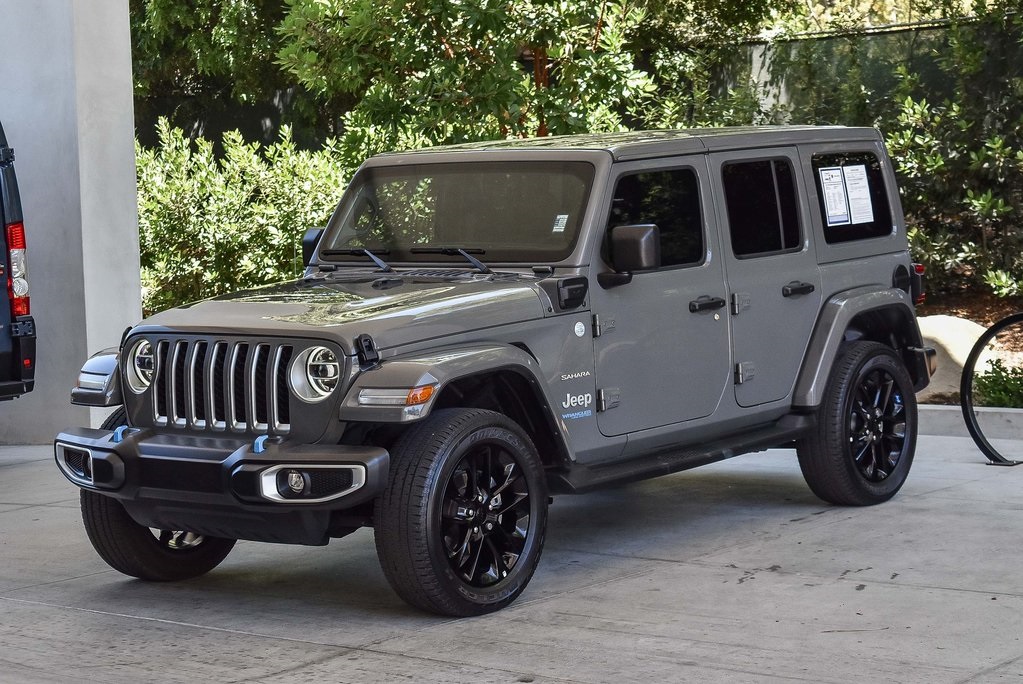 2022 Jeep Wrangler Unlimited Sahara 4xe photo 3
