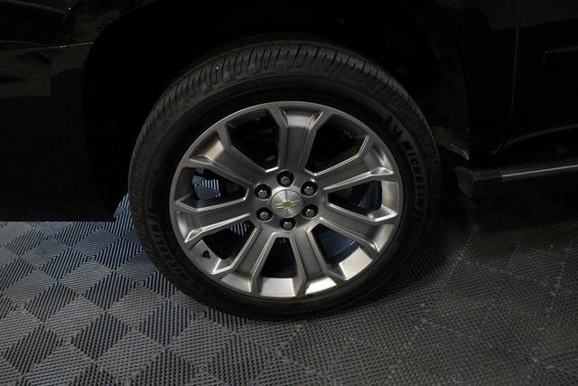 2017 Chevrolet Suburban Premier photo 26