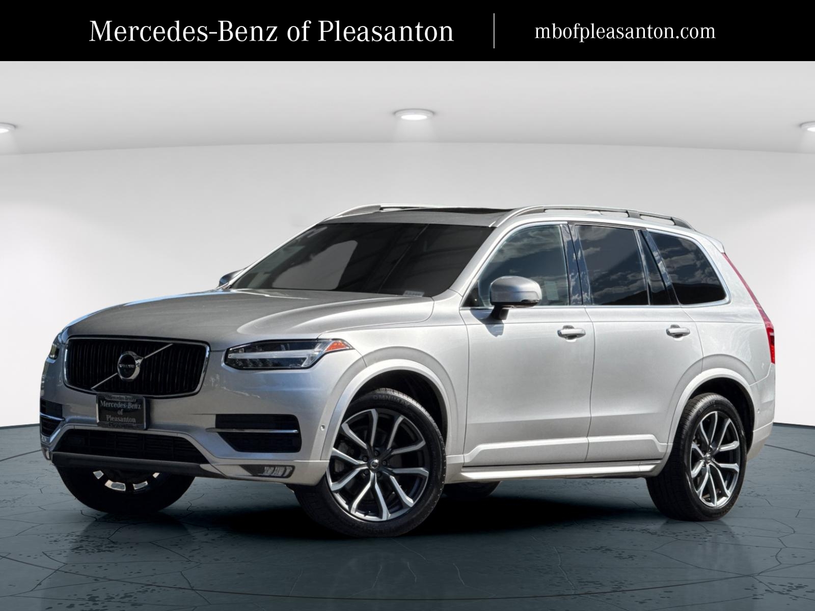 2017 Volvo XC90 Momentum