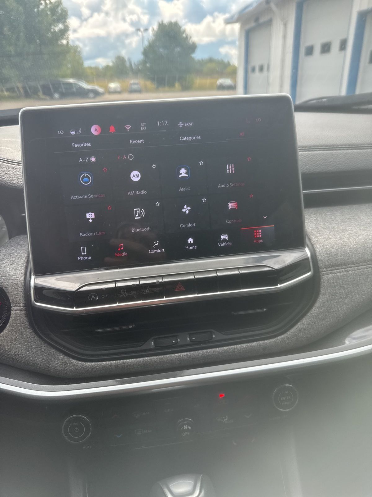 2022 Jeep Compass Latitude Lux photo 10