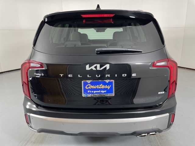 2025 Kia Telluride S photo 3