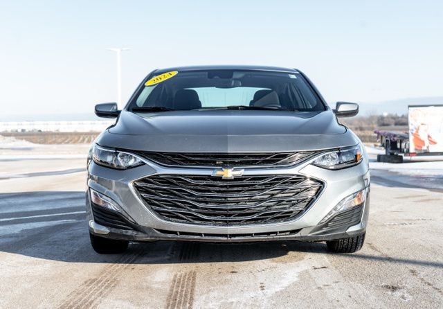 Used 2024 Chevrolet Malibu 1LT with VIN 1G1ZD5ST5RF140371 for sale in Sturtevant, WI