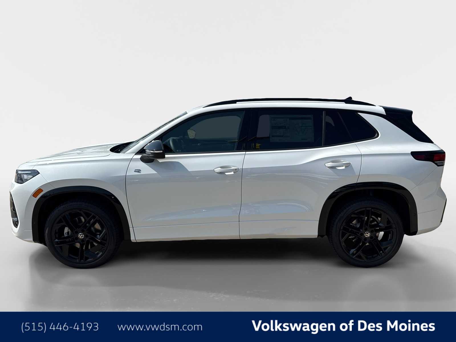 2025 Volkswagen Tiguan SE R-Line Black photo 3