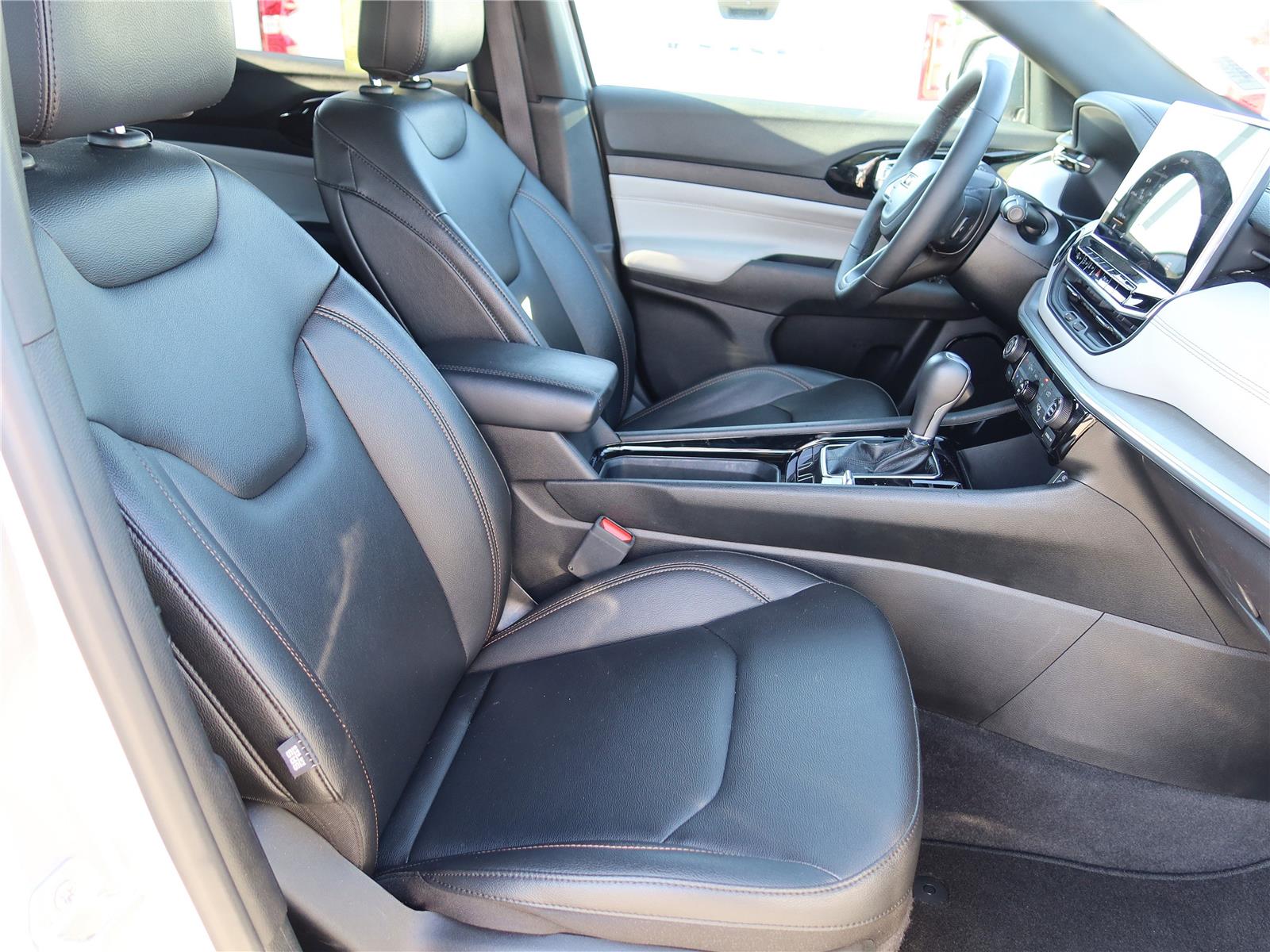 2024 Jeep Compass Limited photo 4