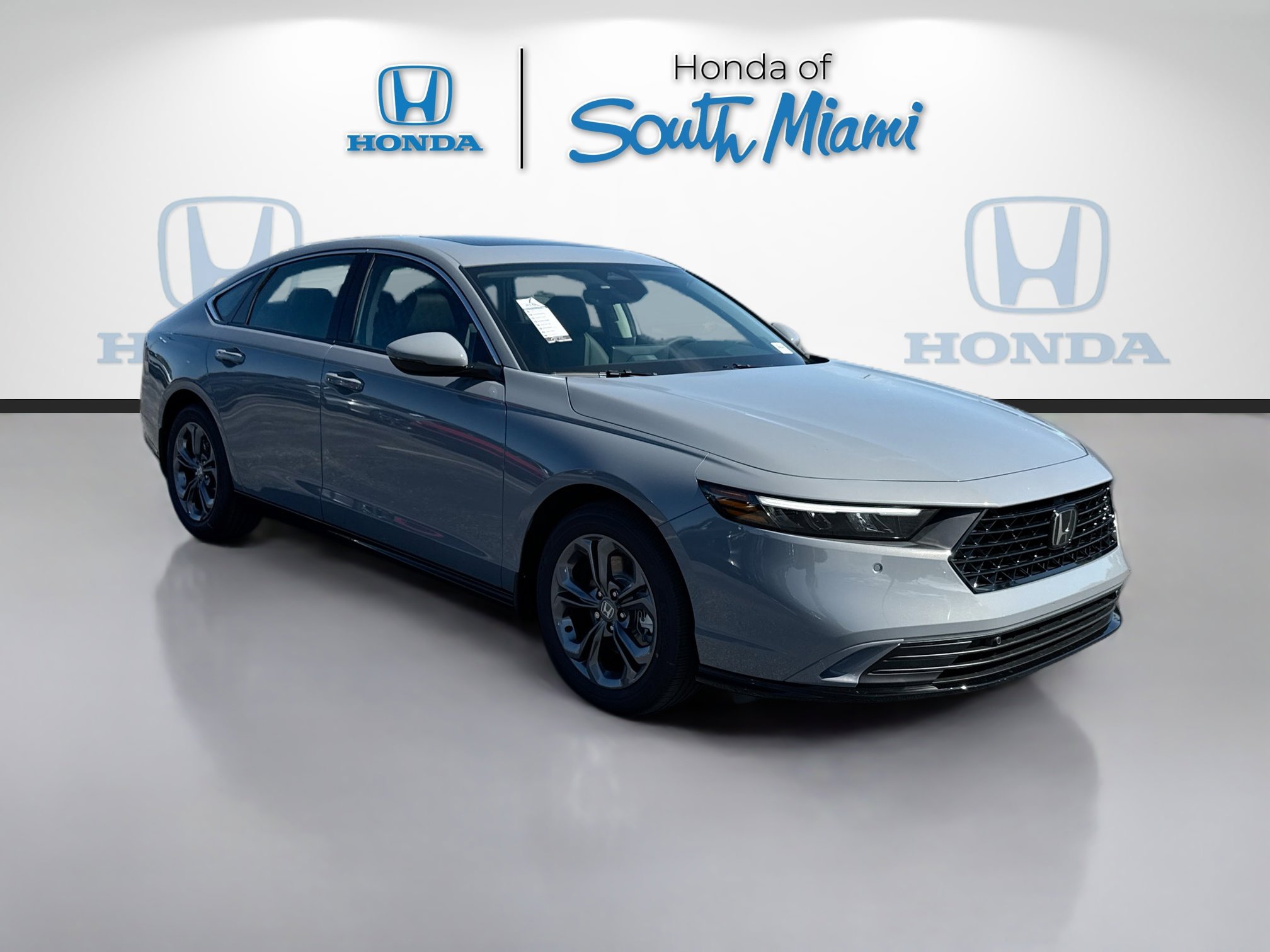 2025 Honda Accord Hybrid EX-L's photo