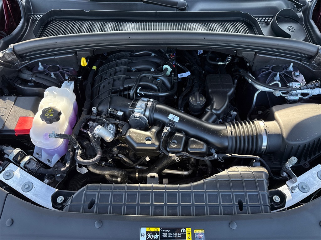 2025 Jeep Grand Cherokee Limited photo 6