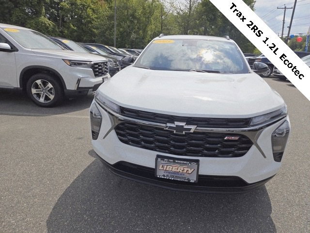 2025 Chevrolet Trax photo 4