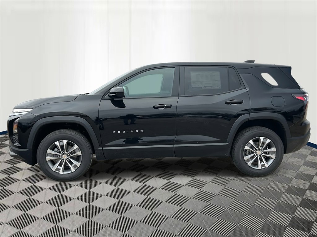 2026 Chevrolet Equinox photo 2