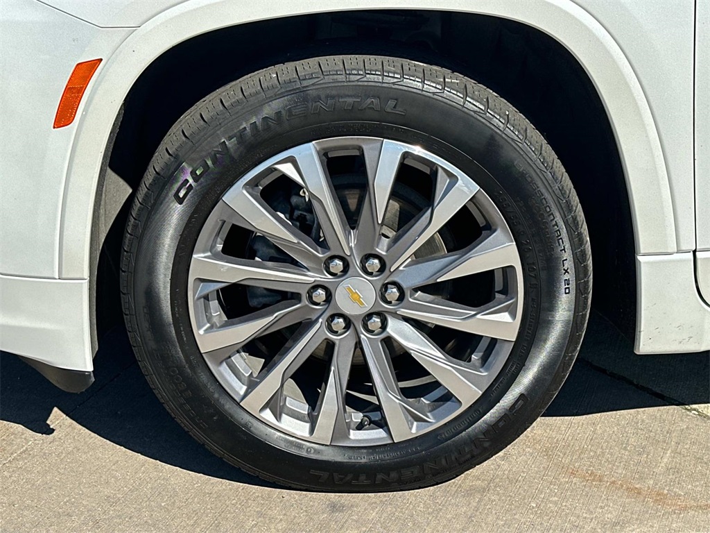 2023 Chevrolet Traverse Premier photo 23