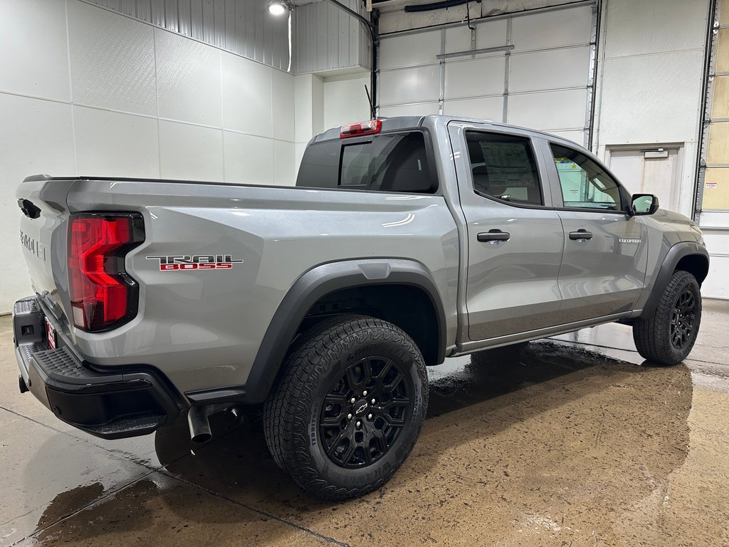 2026 Chevrolet Colorado Trail Boss photo 3