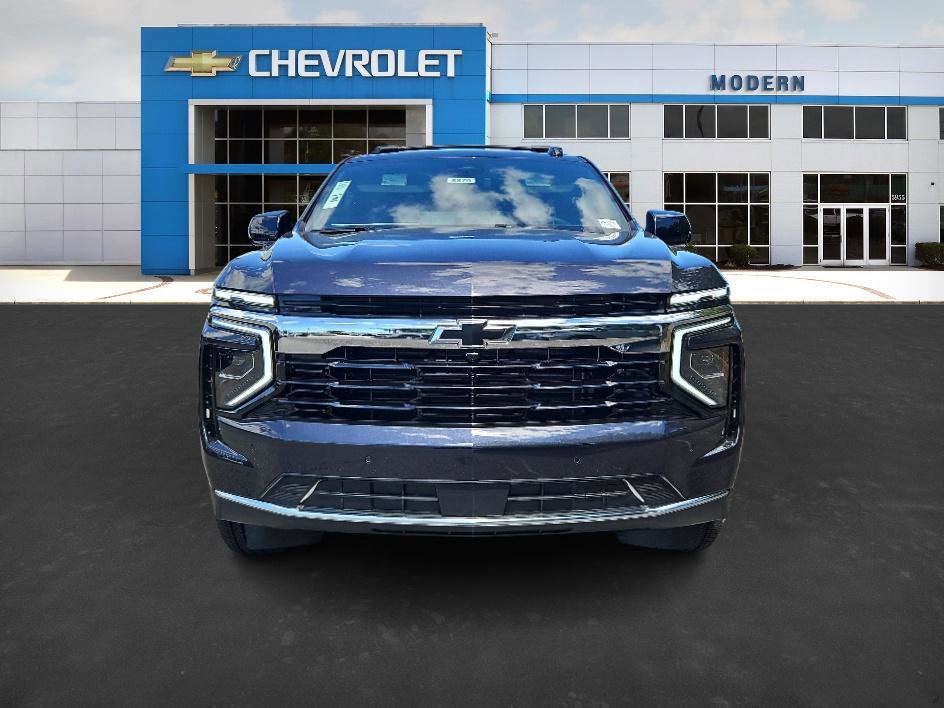 2025 Chevrolet Tahoe LS photo 4
