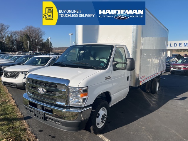 2026 Ford E-Series Cutaway Base's photo