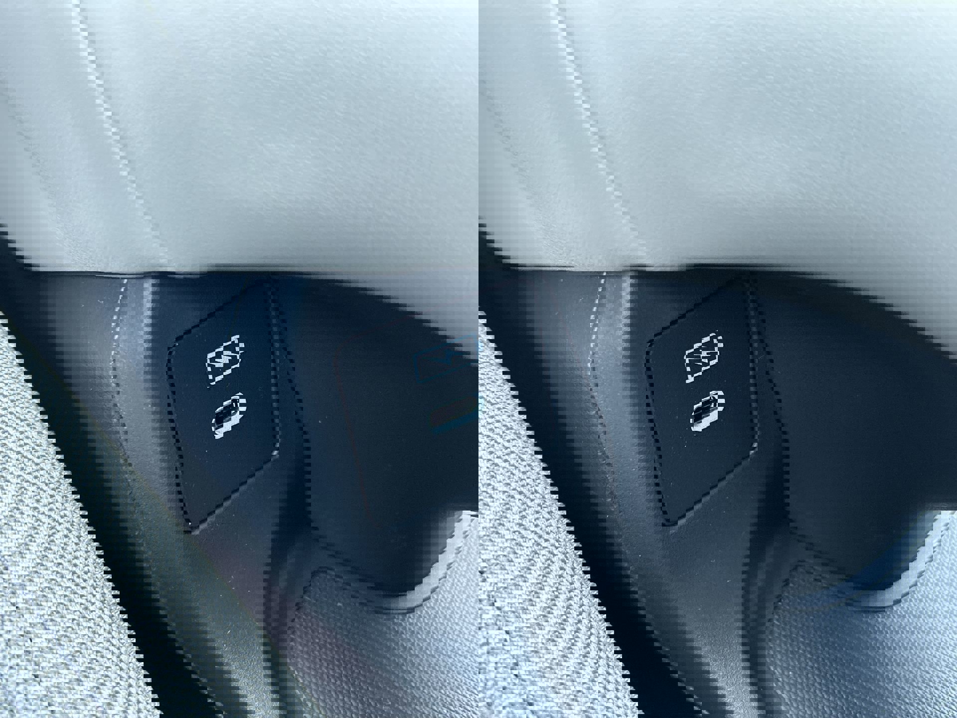 2026 Honda HR-V LX photo 22