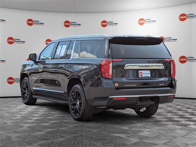 2023 Gmc Yukon XL SLT photo 4