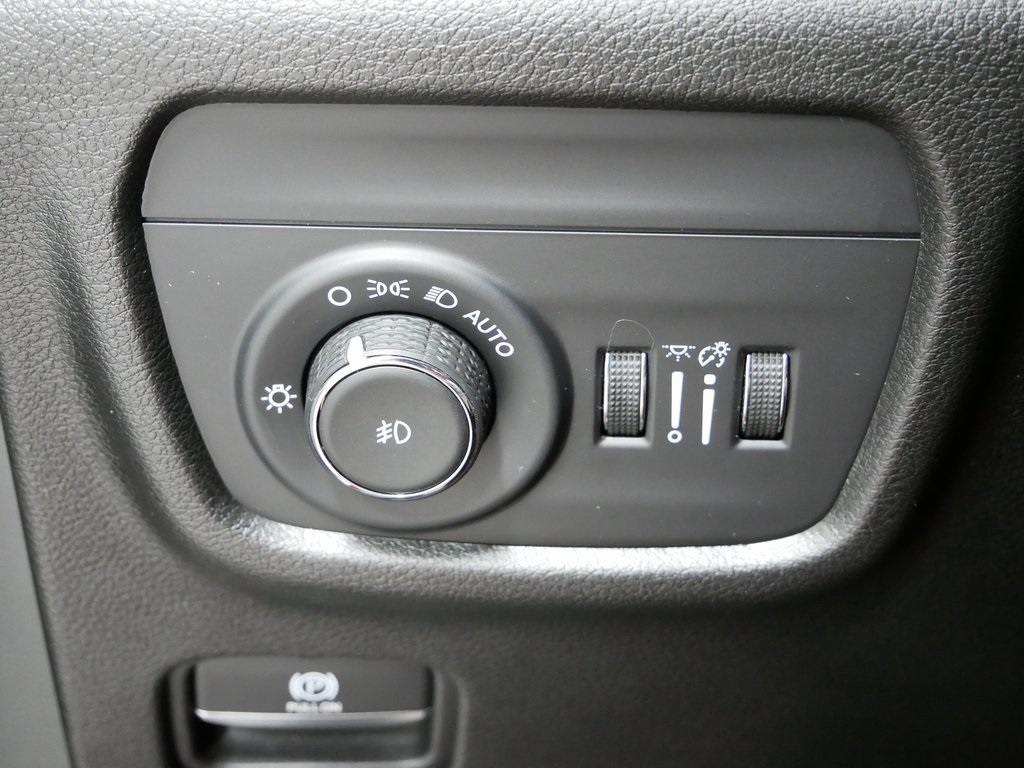 2023 Jeep Grand Cherokee Limited photo 25