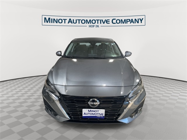 2023 Nissan Altima 2.5 SV photo 2