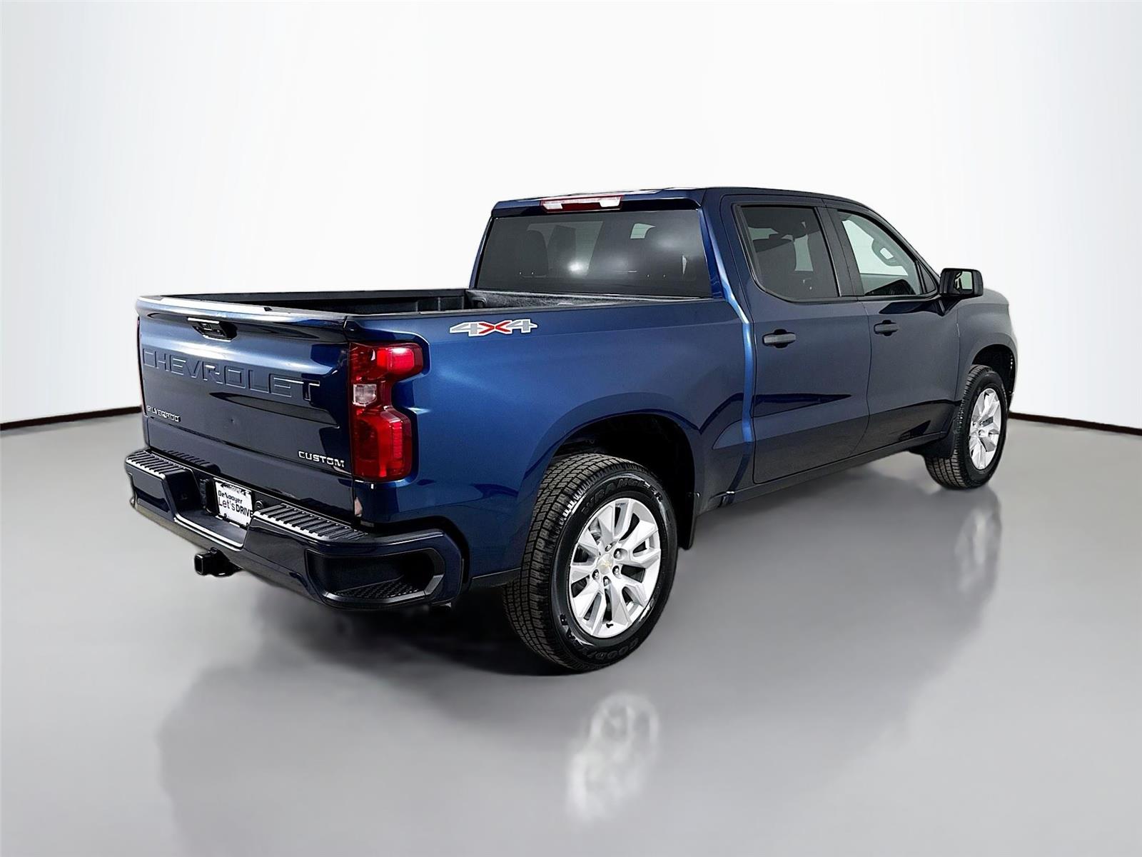 2022 Chevrolet Silverado 1500 Custom photo 6