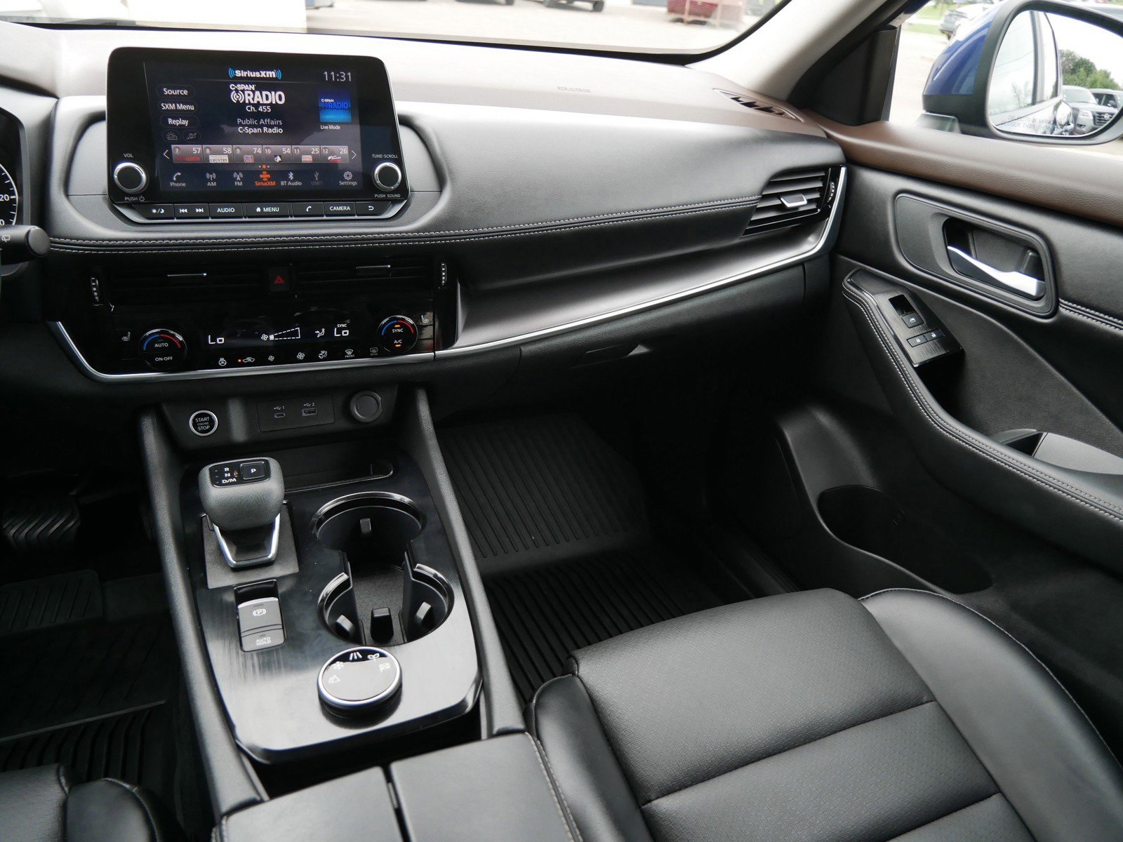 2023 Nissan Rogue SV photo 14