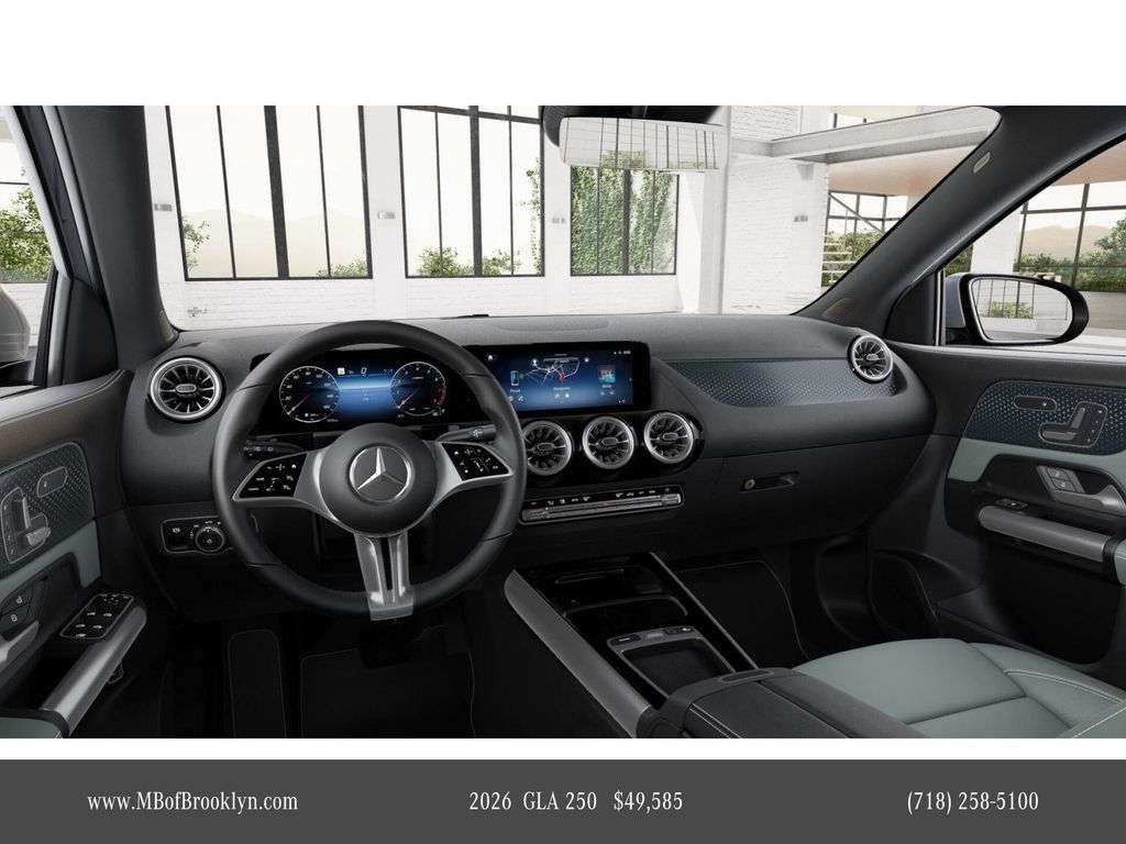 2026 Mercedes Benz GLA 250 4MATIC photo 2