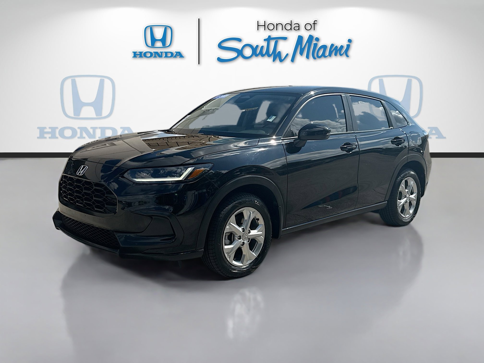 2023 Honda HR-V LX photo 2