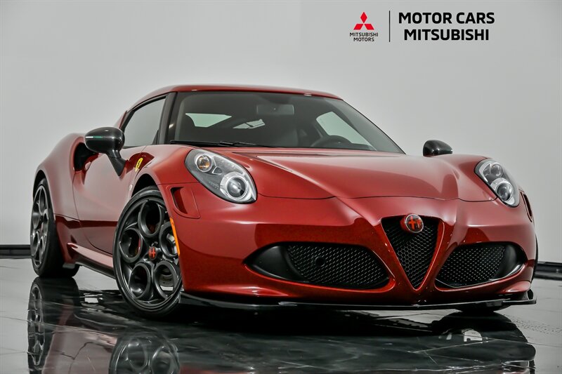 2015 Alfa Romeo 4C Launch Edition's photo