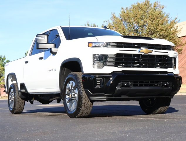 2026 Chevrolet Silverado 2500HD Custom's photo